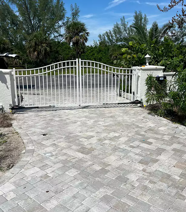 Chain Link Gate Repair Sunrise